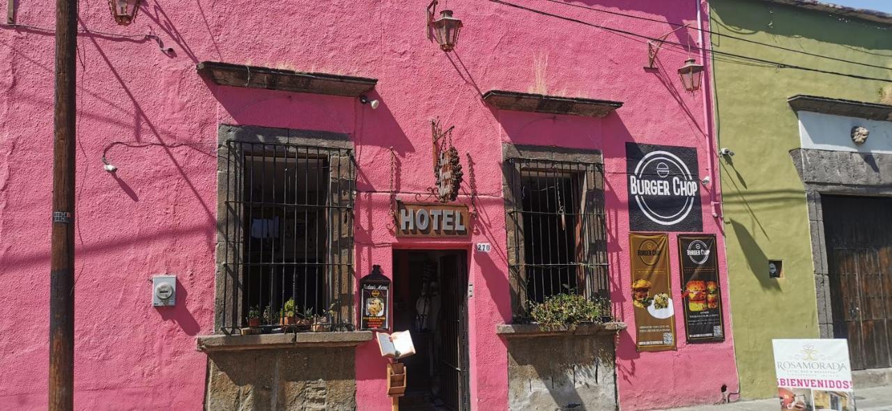 غوادالاجارا Hotel Rosa Morada المظهر الخارجي الصورة